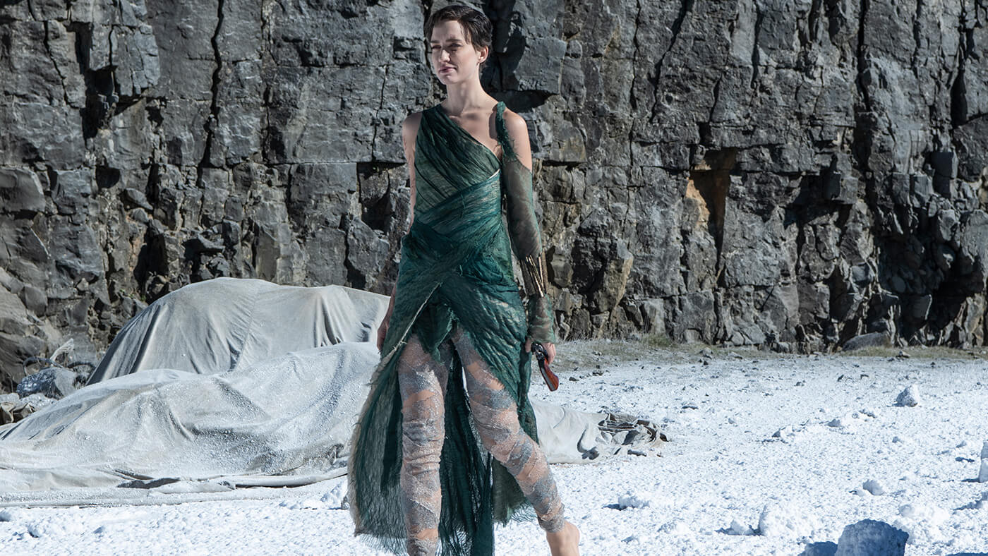 His Dark Materials: Witches